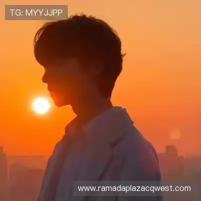 解泳榕